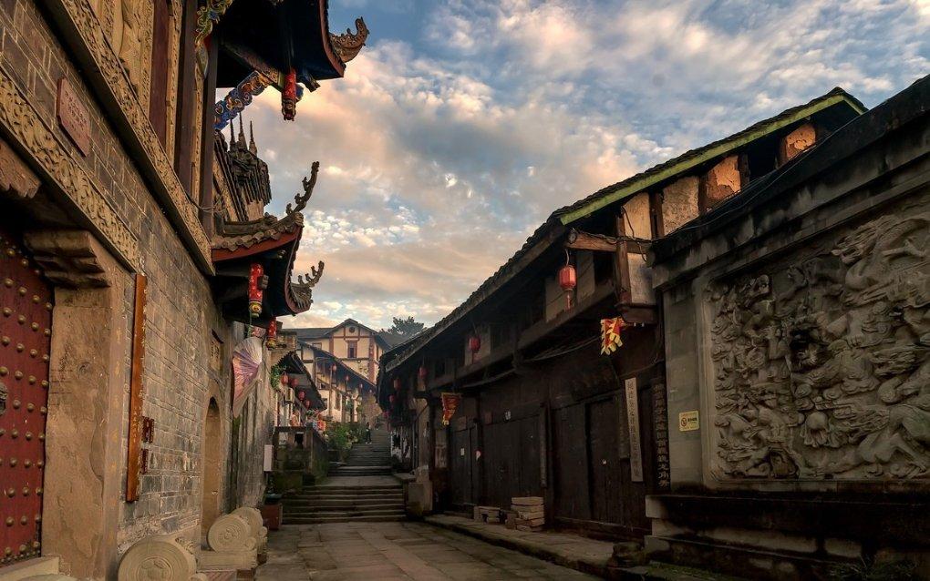 拯救隧道中的祖父